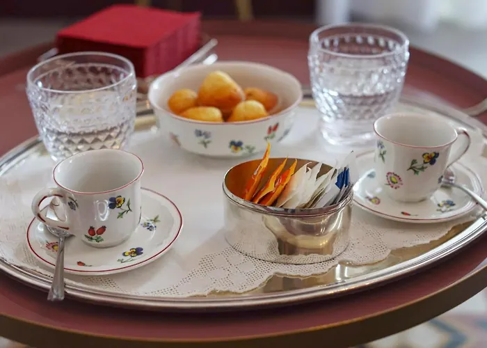 Raphaelle Relais Nocleg ze śniadaniem 4*