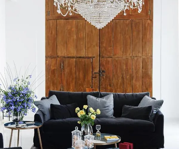 Raphaelle Relais Nocleg ze śniadaniem 4*