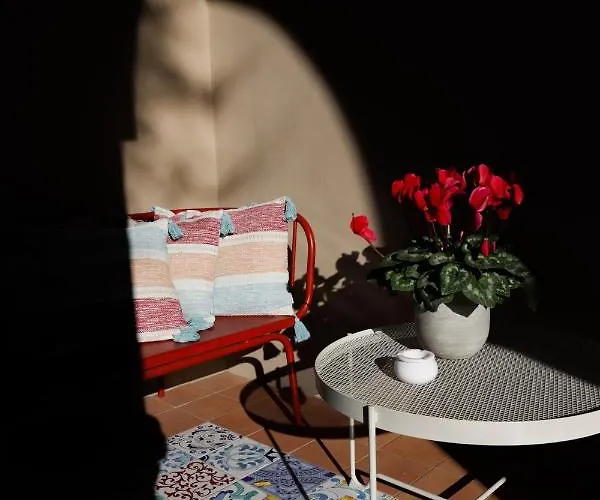 Raphaelle Relais Nocleg ze śniadaniem 4*